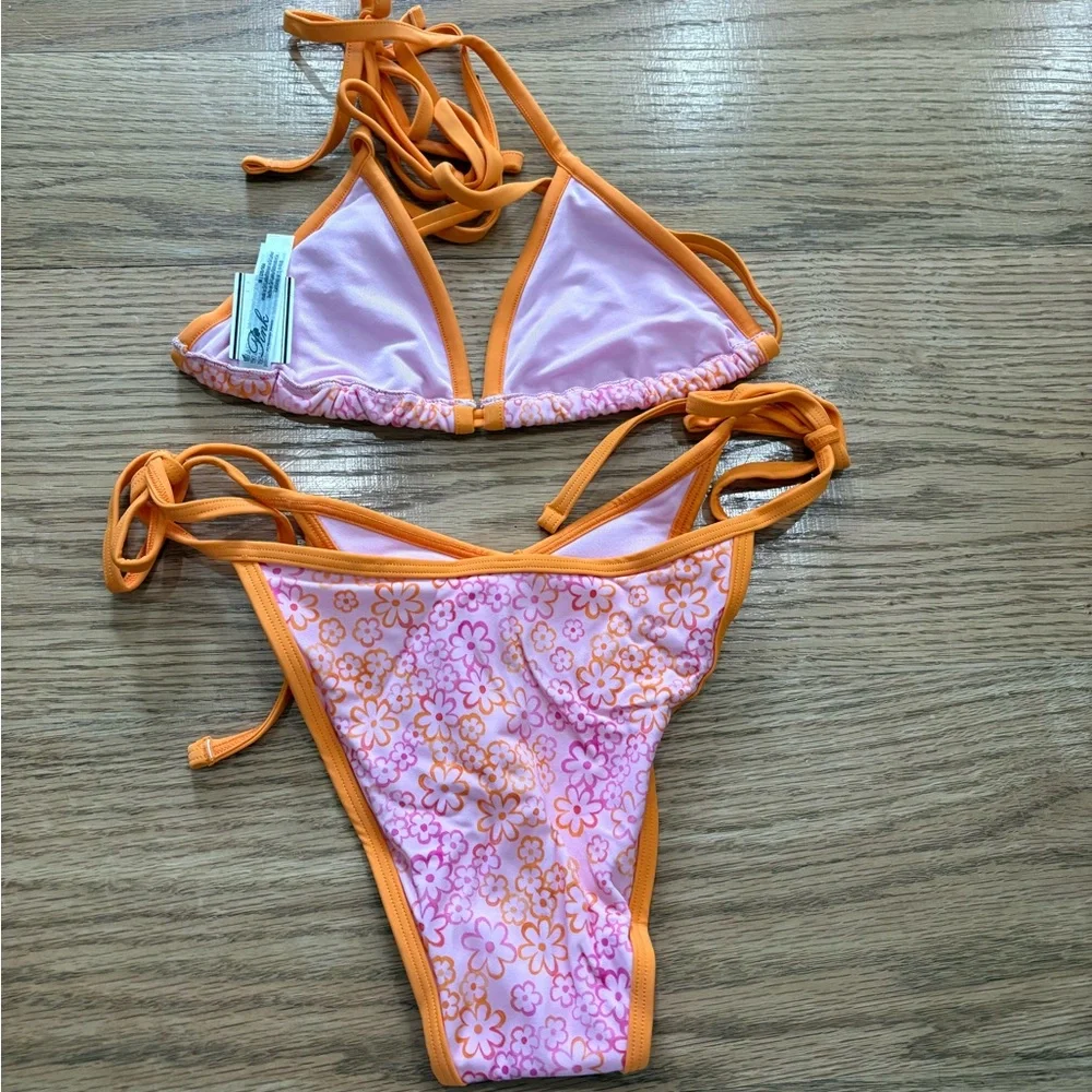 Frankies Bikinis by pink